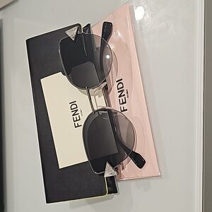 NEW Fendi FF 0242/S sunglasses